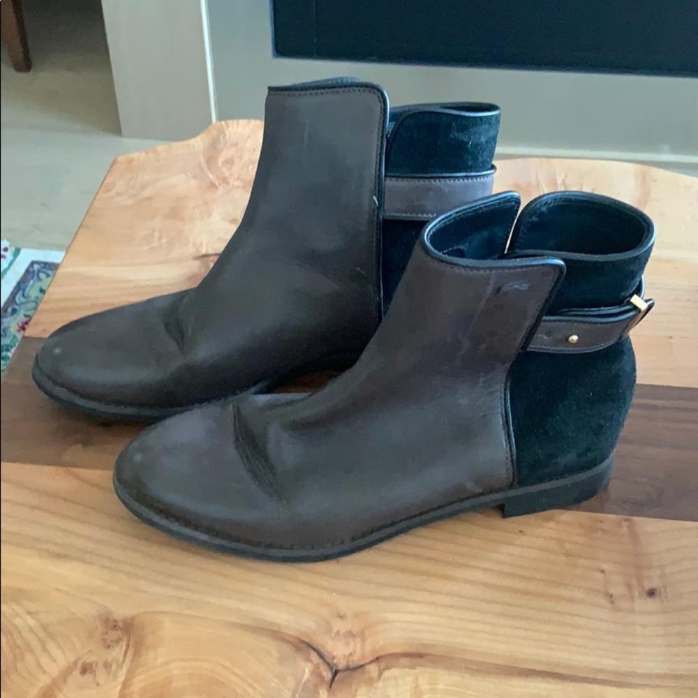 Lacoste two tone boots